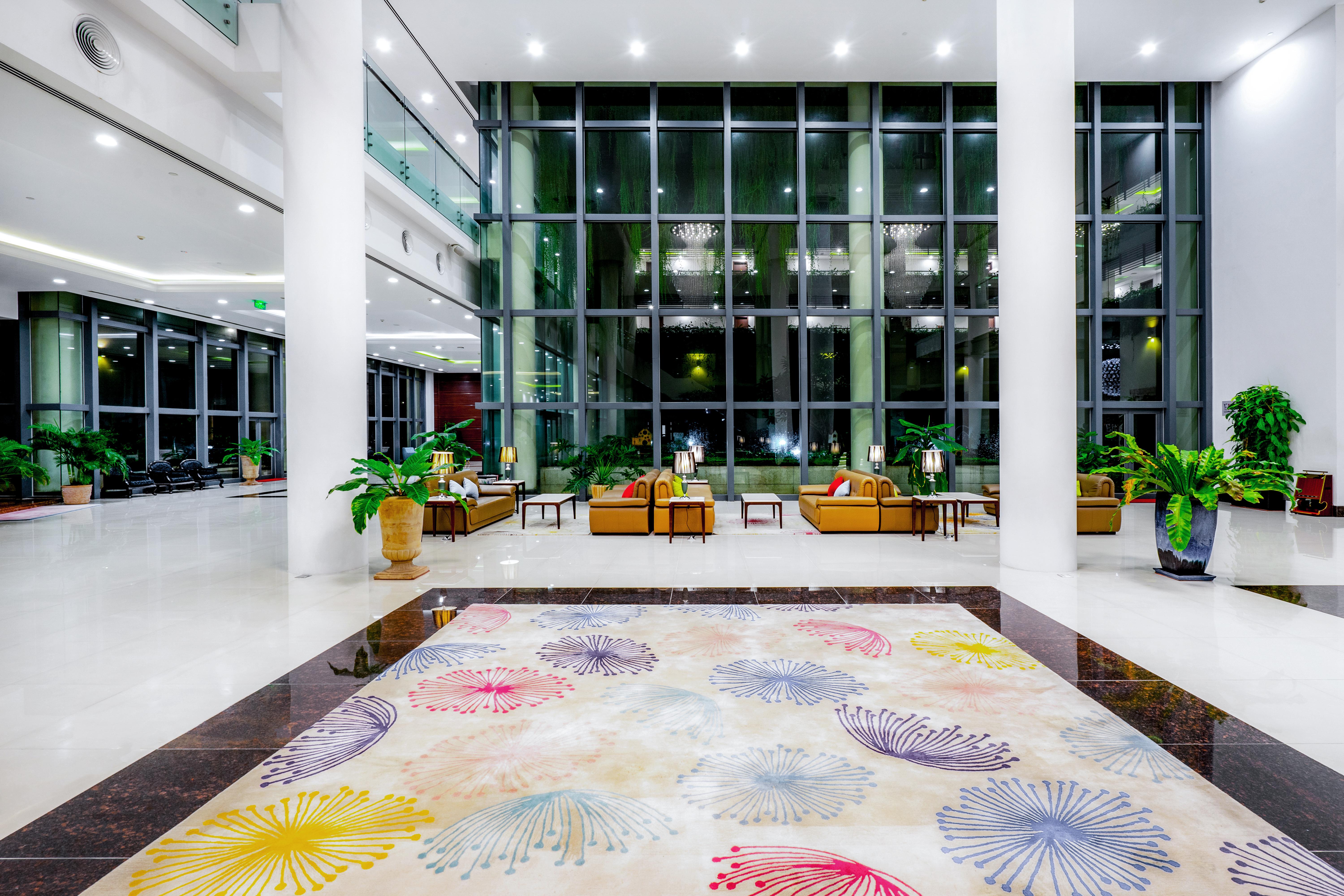 Becamex Hotel New City Thu Dau Mot Exterior foto