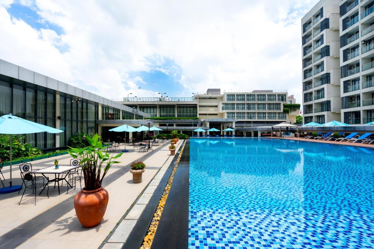 Becamex Hotel New City Thu Dau Mot Exterior foto